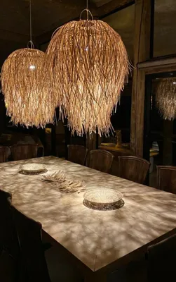 RAFFIA CHANDELIER